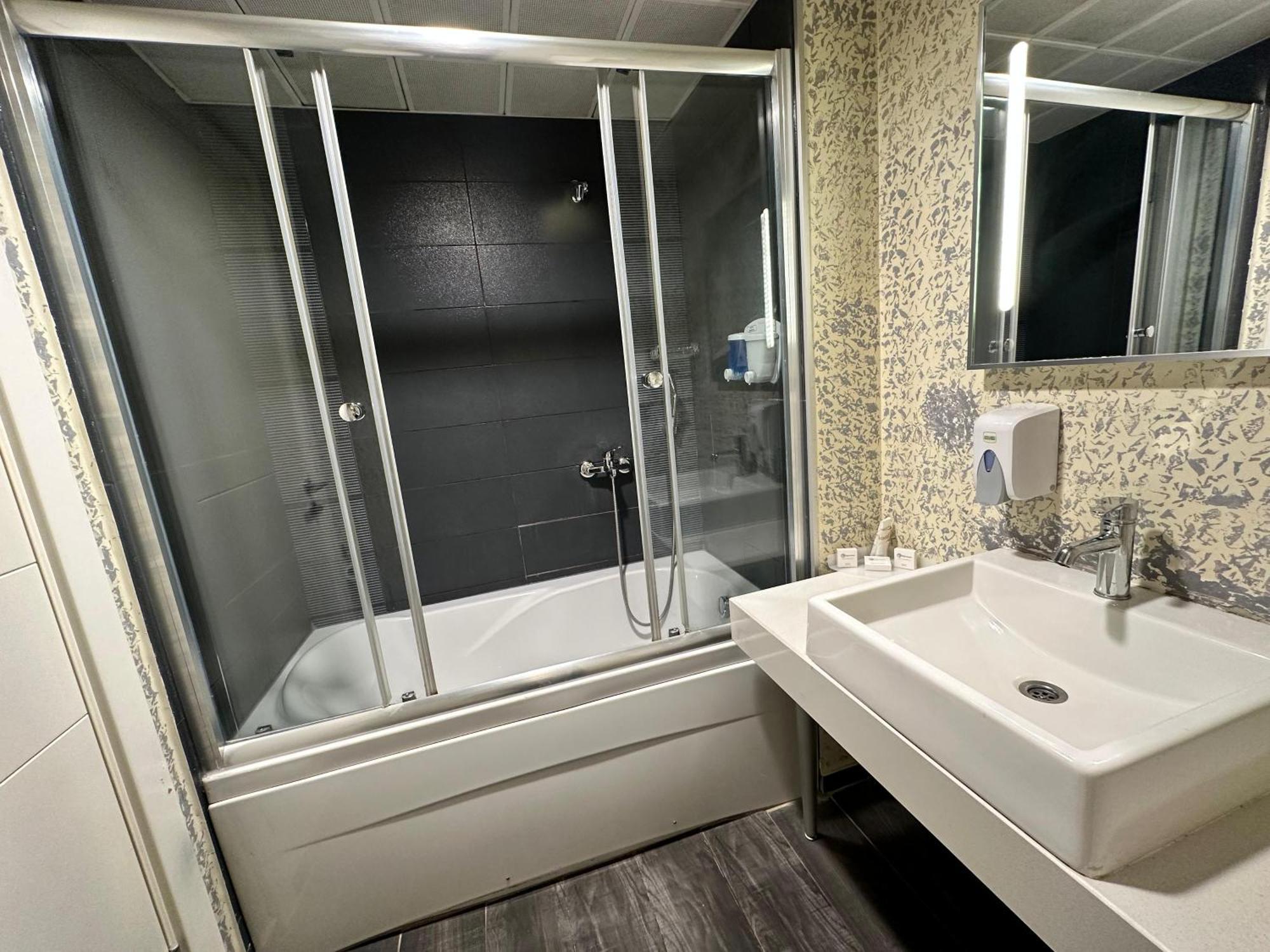 Tempo Hotel Caglayan イスタンブール エクステリア 写真