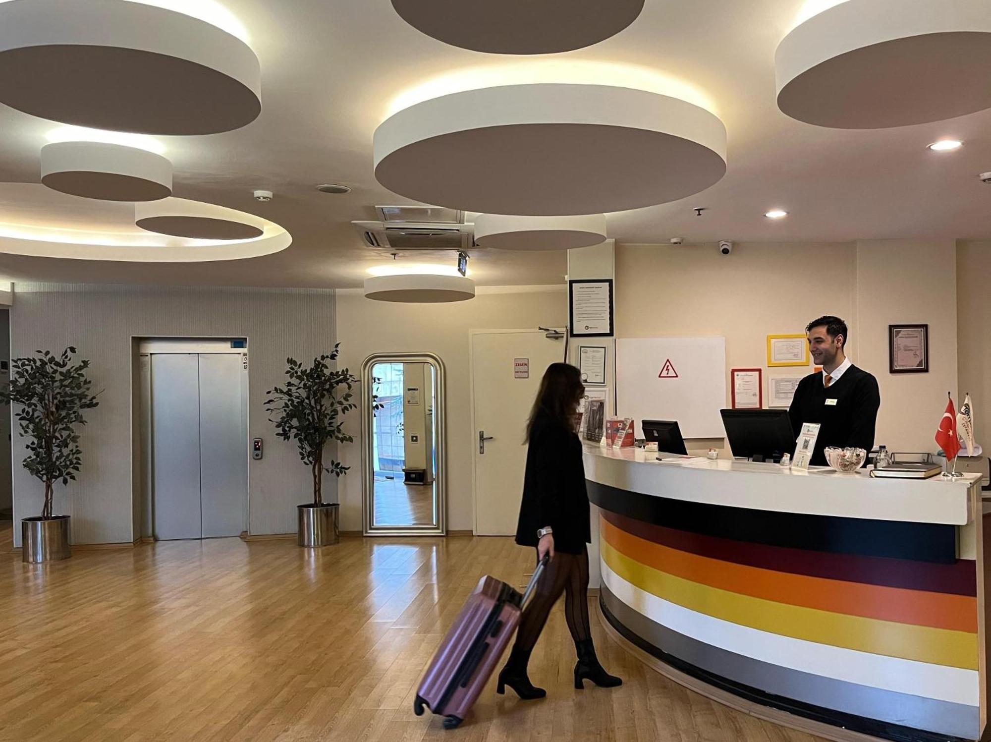 Tempo Hotel Caglayan イスタンブール エクステリア 写真